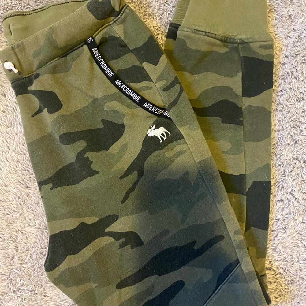 Abercrombie Kids Boys 15-16 Jogger